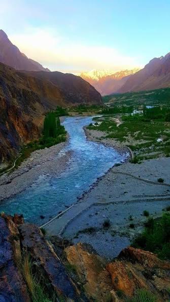 Ghamobar Lake - Photo 2